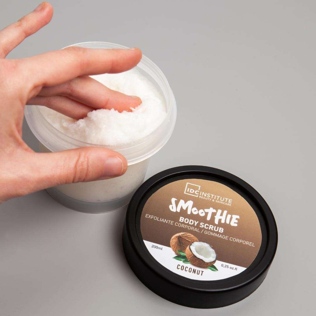 IDC Smoothie Body Scrub tělový peeling kokos 200 ml