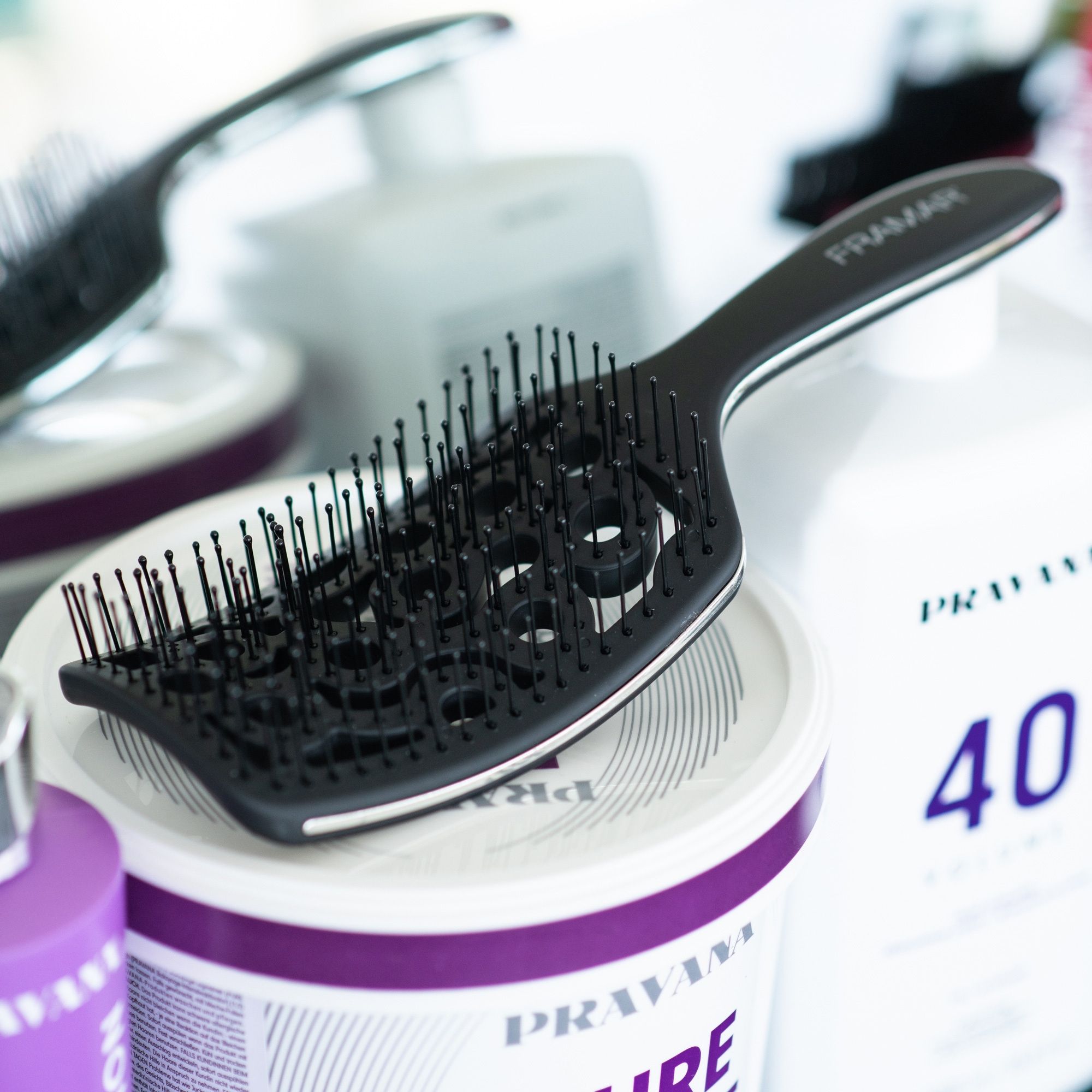 Framar Vent Brush Black kartáč na vlasy