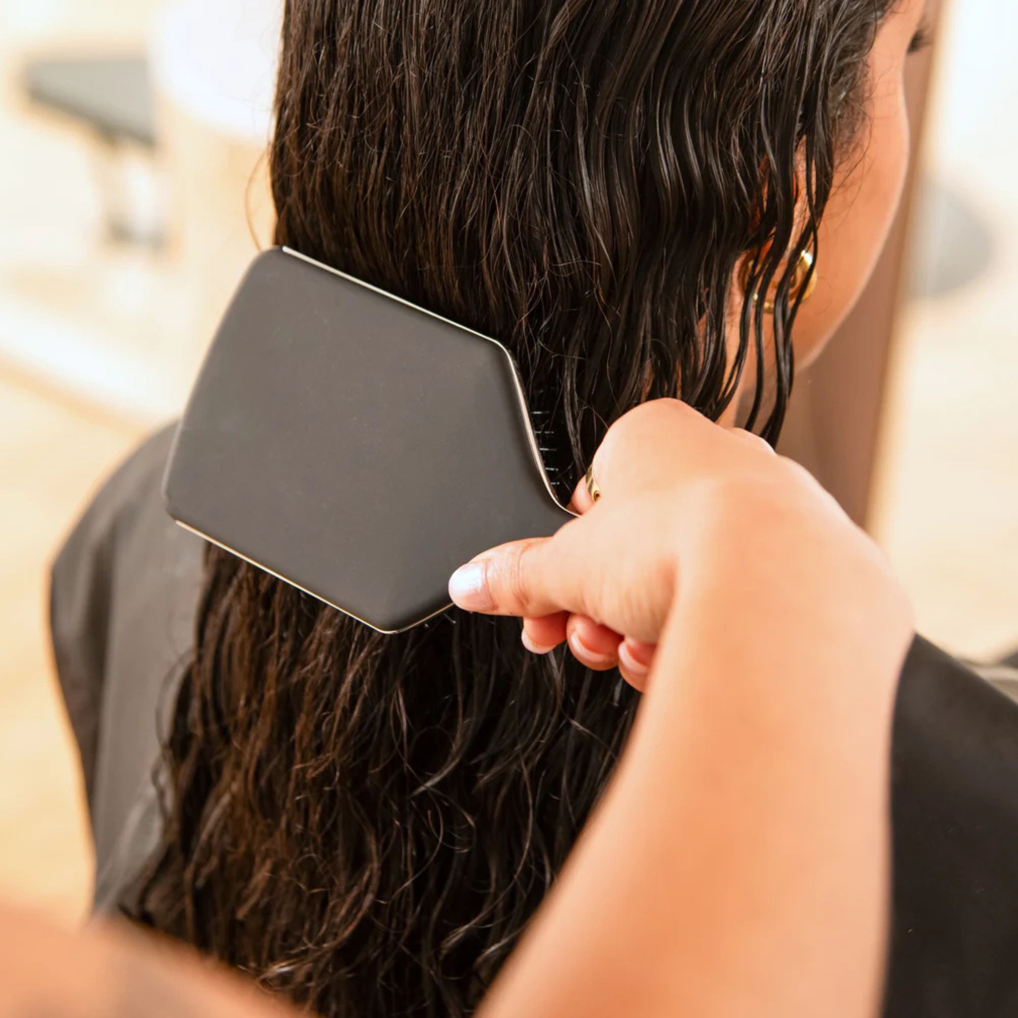 Framar Black To The Future plochý kartáč na vlasy